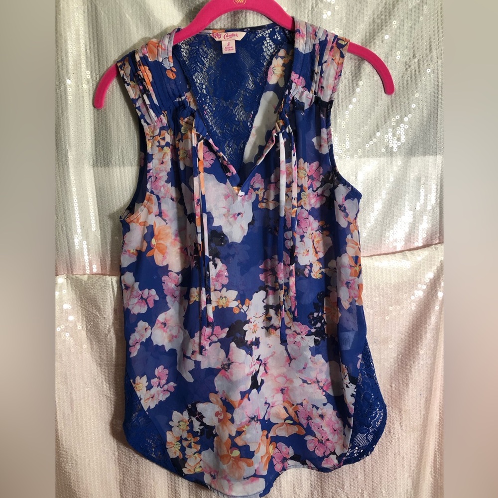 Candies sheer top with lace size small